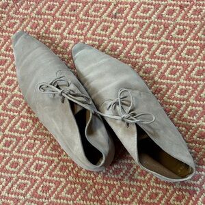 Vintage Romeo Gigli amazing shoes. Size 37